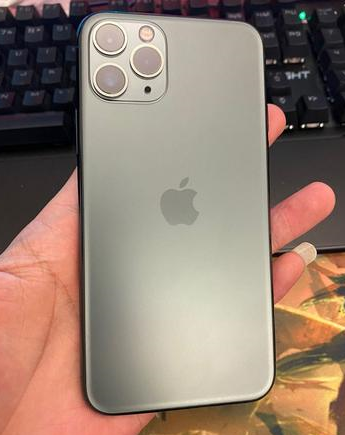 宝山苹果维修点分享iPhone 11 Pro黑屏小众故障解析 